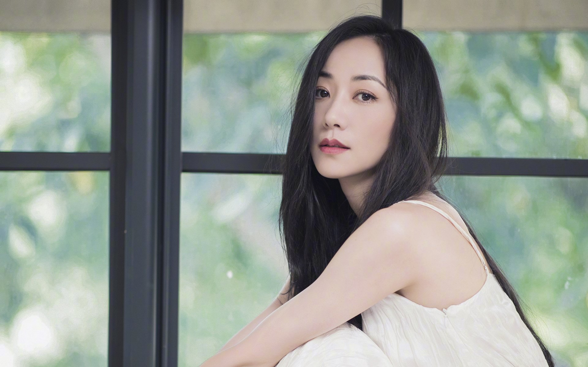 海耶斯：年轻球员为美国女足注入新活力，海耶斯打球视频